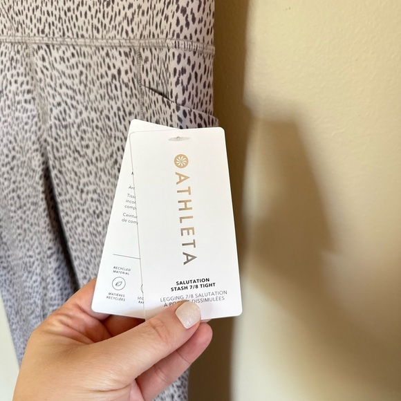 Athleta • NWT Salutation Stash Pocket II Printed Sz Small Grey Leopard Tight - Picture 8 of 13